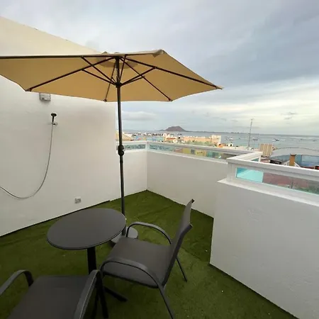 Avenida Apartment *
